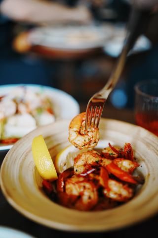 Sérénade | Romantic Food Spots Hidden on Street Corners