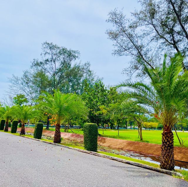 Queen Sirikit Park 
