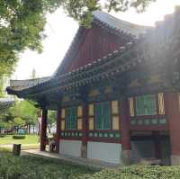 과거 경상도 관청에서 시민들의 휴식 공원으로 탈바꿈한 경상감영공원
