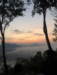 ขึ้นเขาไปชมทะเลหมอกกัน⛰️