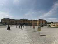 維也納的美泉宮Schoenbrunn Palace 