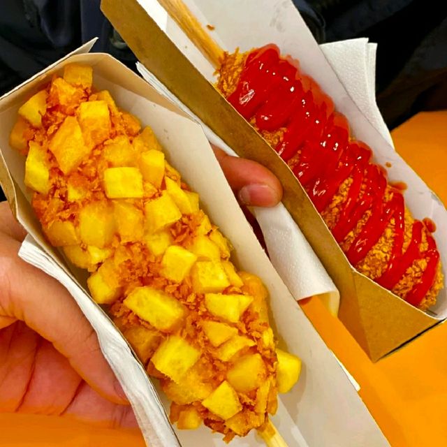 LOVELY PLACE  FOR KOREAN STREET FOOD IN LONDON!