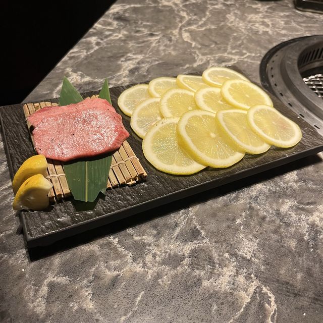 【大阪・北新地」高品質なお肉を最高のおもてなしで味わう「北新地焼肉 きらく」