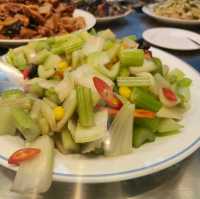 高雄左營-百味家常菜|鄧師傅|（CP值高的百貨美食）