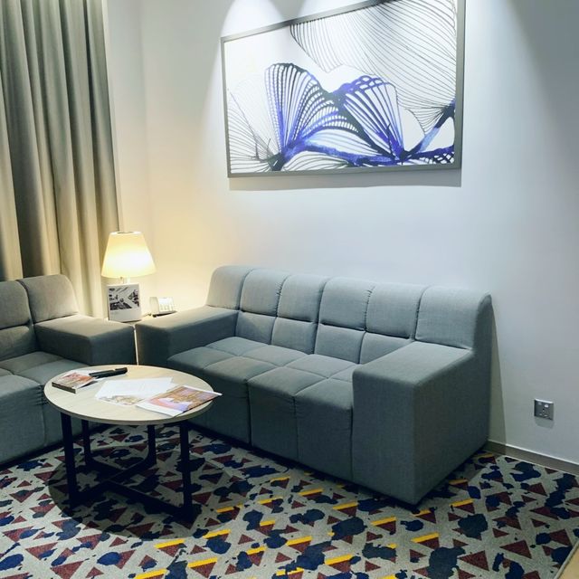 Amazing Suite king room at Capri Hotel JB