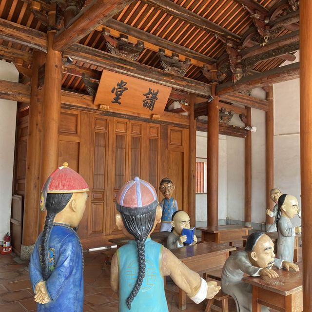 鳳儀站旁的清朝考試園
