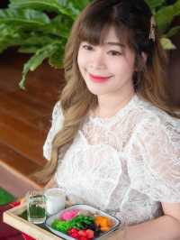 หนีแมวไป "ร้านอาหารเรือนคุณนาย" 