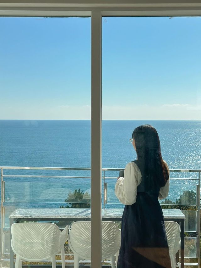 찬란한 윤슬이 가득 내린 공간, 오늘의우리집🏠 