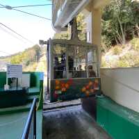 滋賀八幡搭乘纜車，一覽琵琶湖景。