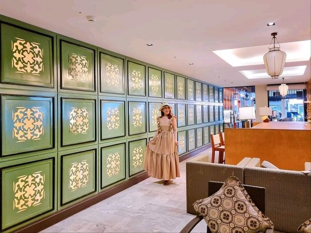 ที่พักสวยสไตล์ชิโนโปรตุกีสผสมผสานความร่วมสมัย
ใจกลางเมืองป่าตอง