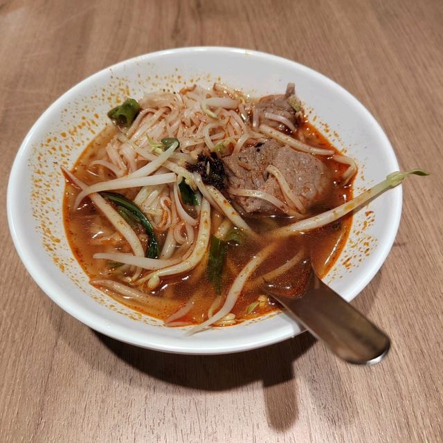 荃灣抵食船麵