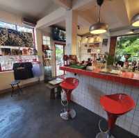 HAPPY BOY Café In Burger 