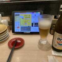 沖繩高級版迴轉壽司店, 「まぐろ問屋」 