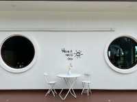 D-Day Cafe ดีย์ เดย์ คาเฟ่ สามร้อยยอด ประจวบ