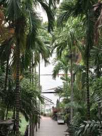 โรงแรมโมดัสบีชฟอลรีสอร์ท 🌿