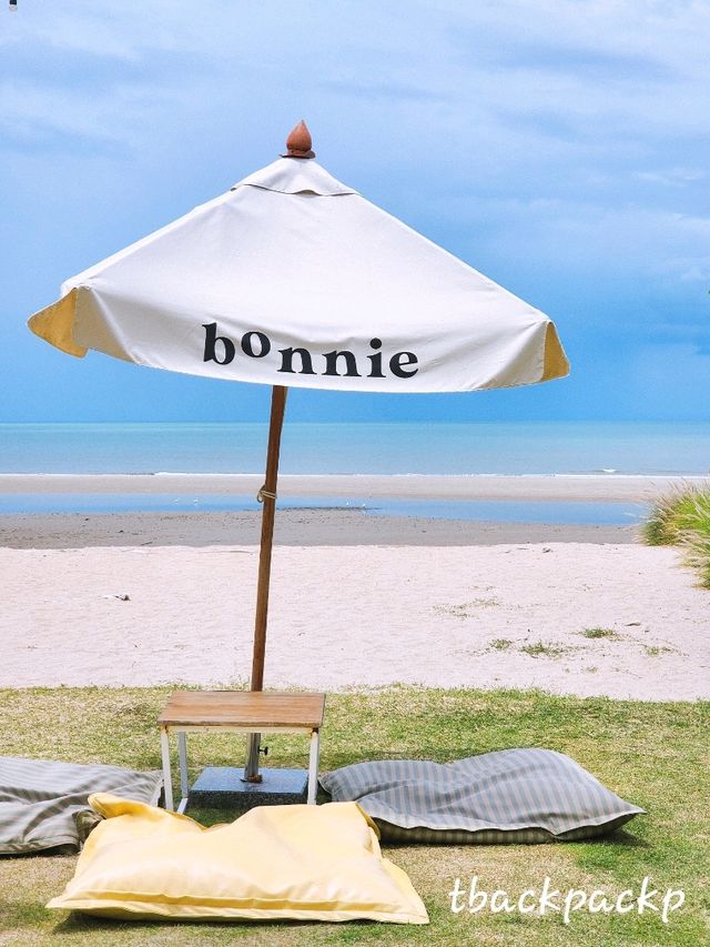 Bonnie Cafe ติดหาด วิวสวย Like สิครับ 😁🧡