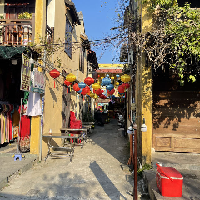 Starbuck in Hoi An