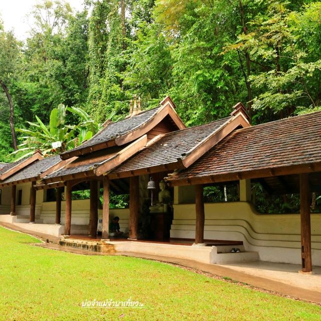 วัดผาลาด วัดสวยกลางป่า จ.เชียงใหม่