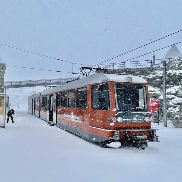 Gornergrat: Winter's Alpine Symphony