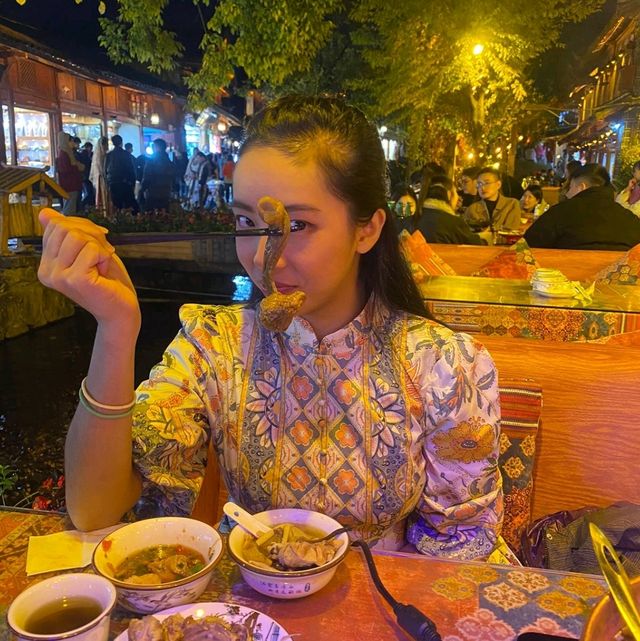 230度全景打卡天台，縱觀整個麗江古城