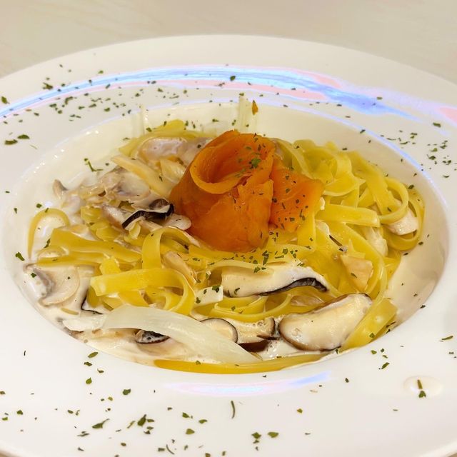 旺角抵食親民樓上cafe