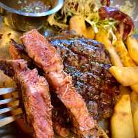 ［The Bottle & Steak] - 用心小店要支持💪