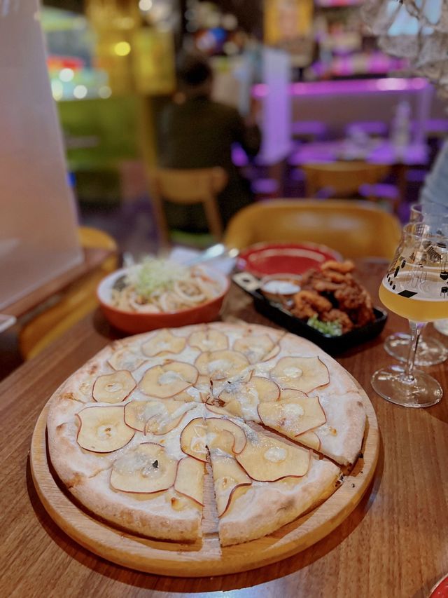 食極唔厭嘅🧀🍎PIZZA