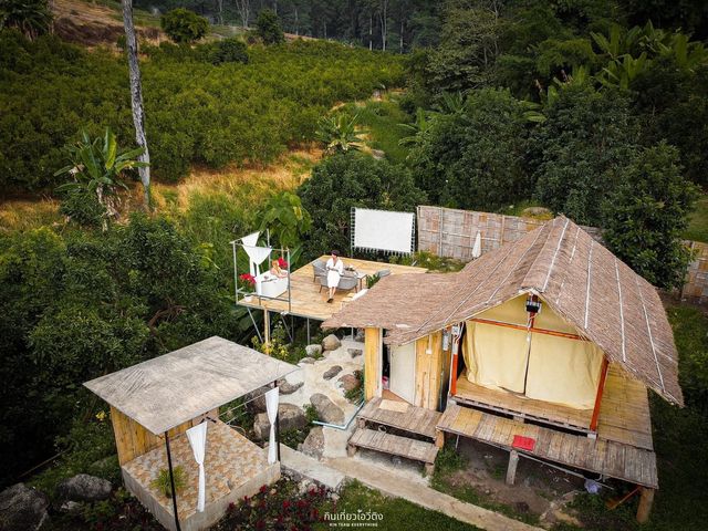 ไปนอนบนภูเขาหน้าฝน ดูหนังกลางเขา⛰️