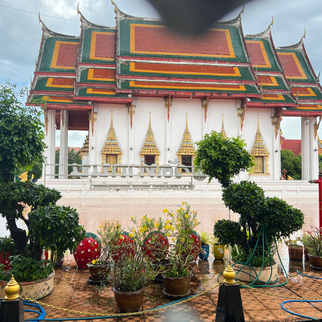 หลวงพ่อเพ็ชร 