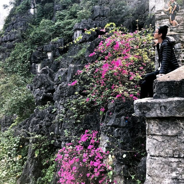 Múa Caves