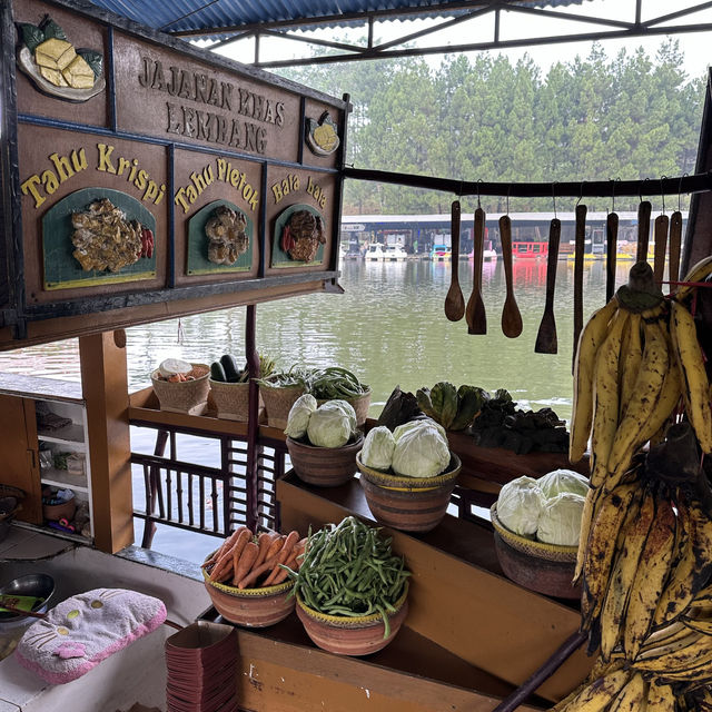 Explore Lembang Floating Market 
