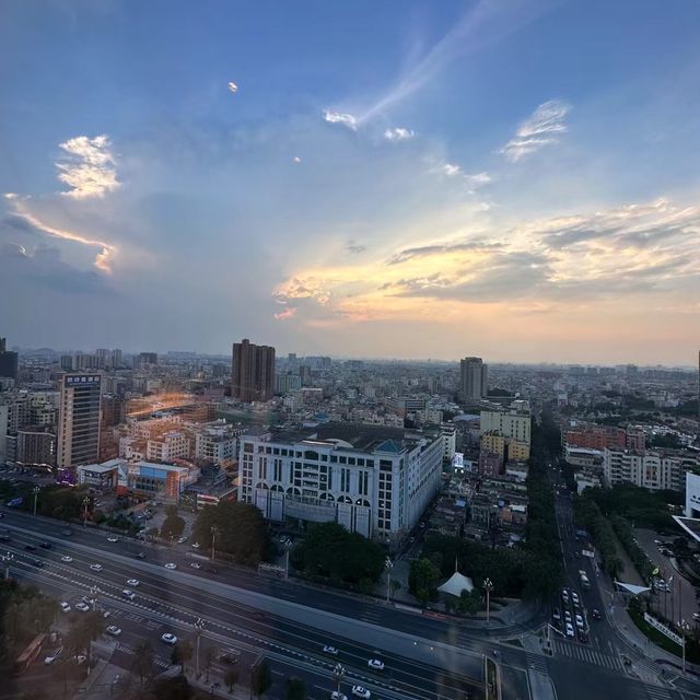 🏨🌇🌟 東莞喜來登大酒店🏨享受奢華與美景🏨🌇🌟🌙💼🍸