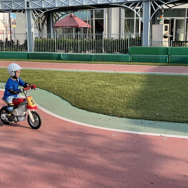享受賽車樂趣🚗高雄鈴木賽道樂園