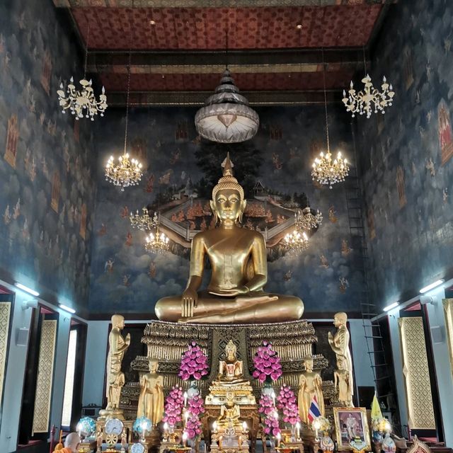 โลหะปราสาทแห่งแรกขิงไทย ณ วัดราชนัดดารามวรวิหาร 