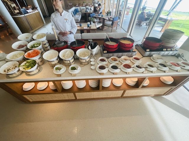 モルディブのリッチな朝食を🍽️