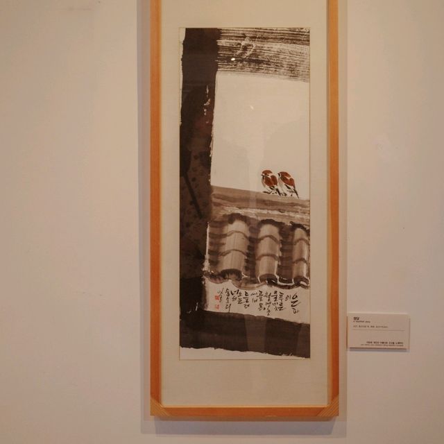 군산의 이야기로 채워지는 장미갤러리