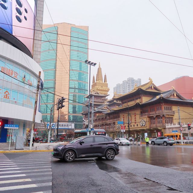 上海超便利住宿推薦，下樓就是地鐵站