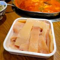 圍爐取暖！四川過江龍火鍋店🔥