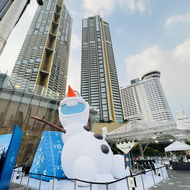 🇹🇭 Olaf skating rink