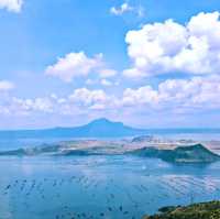 Taal volcano island 