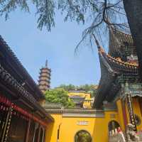 來去有歷史文化傳說之美的金山寺