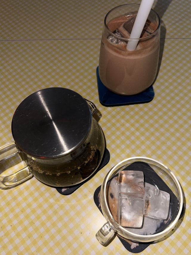 무드있는 음악과 🎺 분위기 좋은 실내공간이 매력적인🍹 한남동 바 데이트 추천