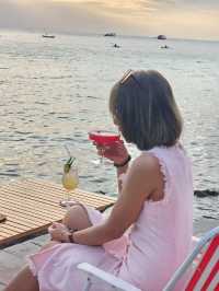 คาเฟ่ลับๆบนเกาะล้าน Vibe​ Bar​ Kohlarn​