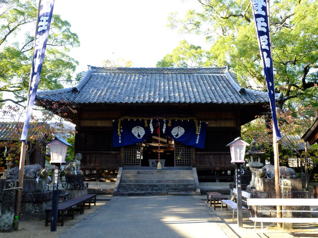 【🇯🇵福岡近郊】竟然有神社祈求肌膚滑嫩❓免費足湯❓嬉野巿的豐玉姬神社：美肌之湯，享受足湯和足部蒸汽浴‼️