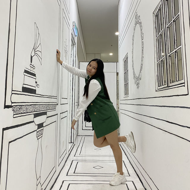 Real life Kdrama W2 World : Entering Comic World