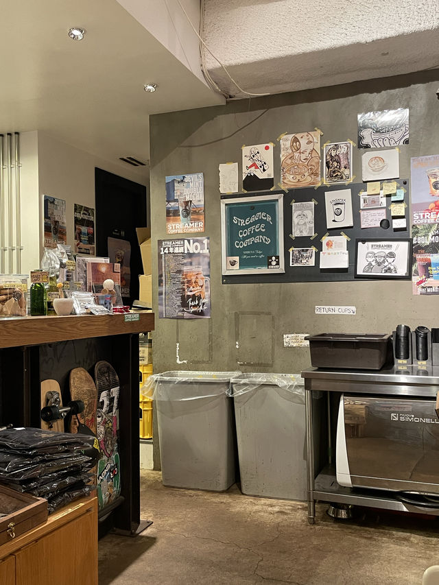 도쿄 시부야에 위치한 힙한 감성 가득한 카페 ”Streamer Coffee”☕️