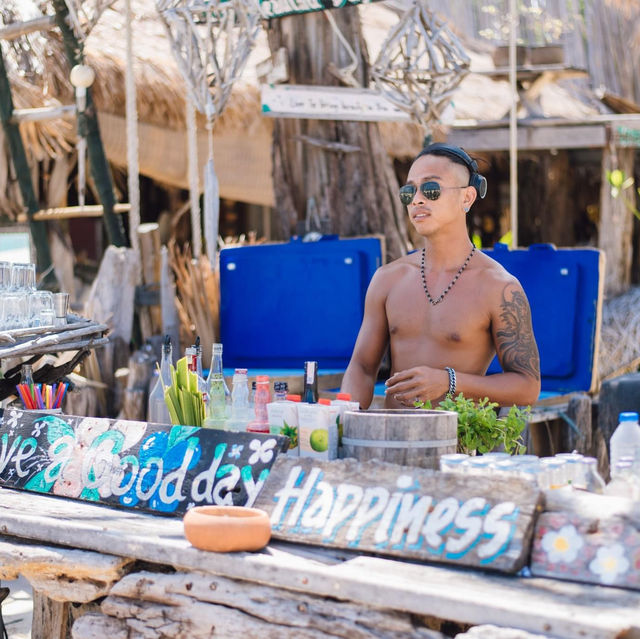 Zodiac See Sun Beach Bar เกาะหลีเป๊ะ