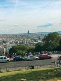 Hiking up to the Sacre Cœur in Paris, France 🇫🇷