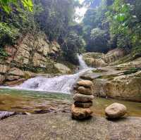 🇲🇾 Lepoh Waterfall: Your Next Adventure Awaits in the Wild