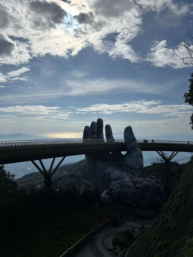 สะพานมือ Gloden bridge 🇻🇳